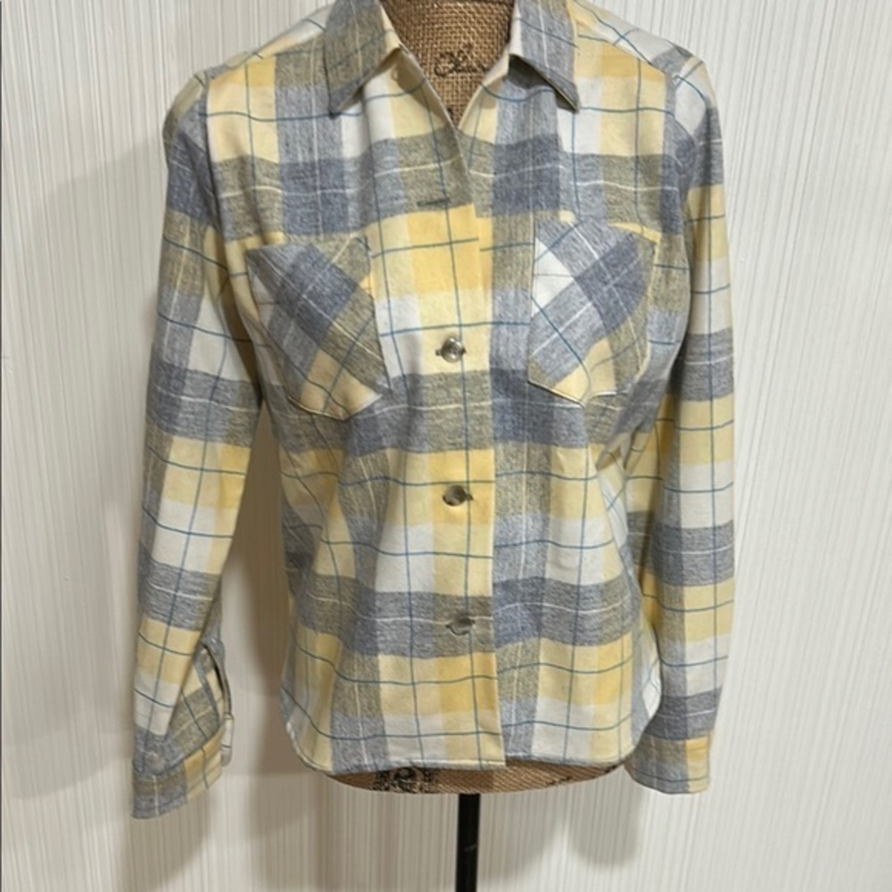 Pendleton Tuckeroo Vintage Fit Yellow and Gray Plaid Button Down wool Shirt
